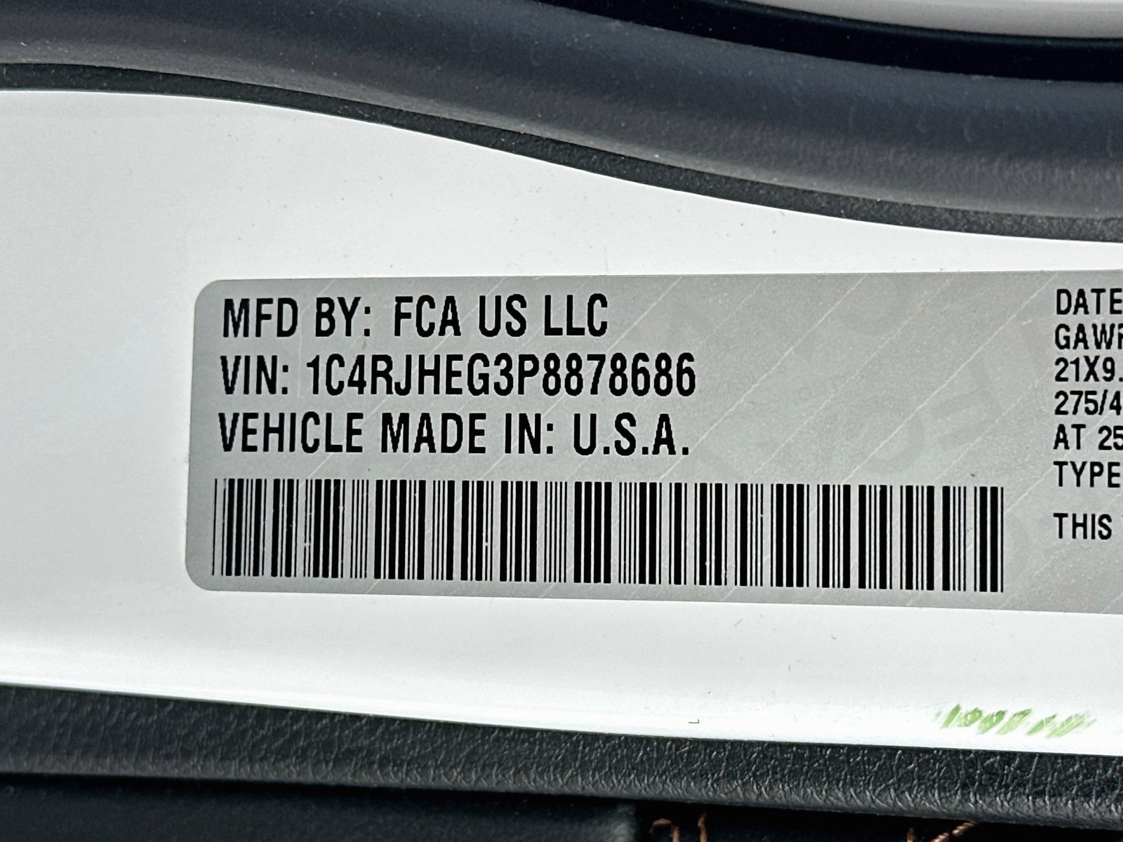 Used 2023 Jeep Grand Cherokee Summit AWD/4WD image 34