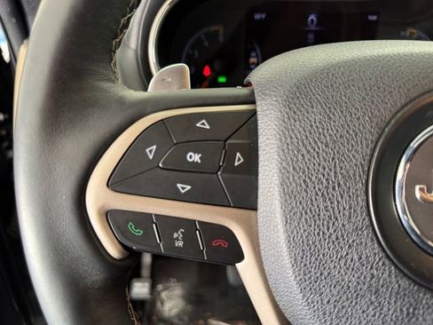 Used 2015 Jeep Grand Cherokee Overland image 7