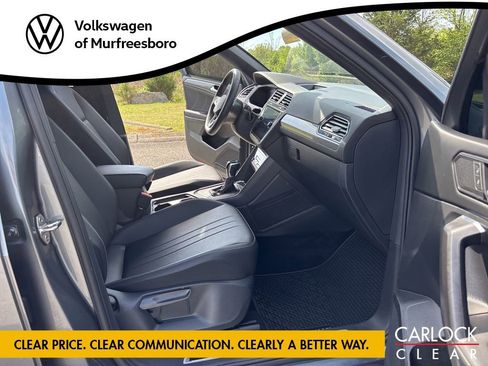 Certified 2023 Volkswagen Tiguan SE R-Line FWD image 24