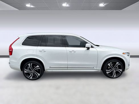 Used 2024 Volvo XC90 B6 Ultimate w/ Protection Package Premier AWD/4WD image 8