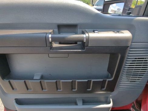 Used 2011 Ford F250 XLT w/ XLT Interior Pkg AWD/4WD image 12