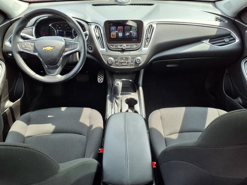 Used 2016 Chevrolet Malibu LT FWD image 11