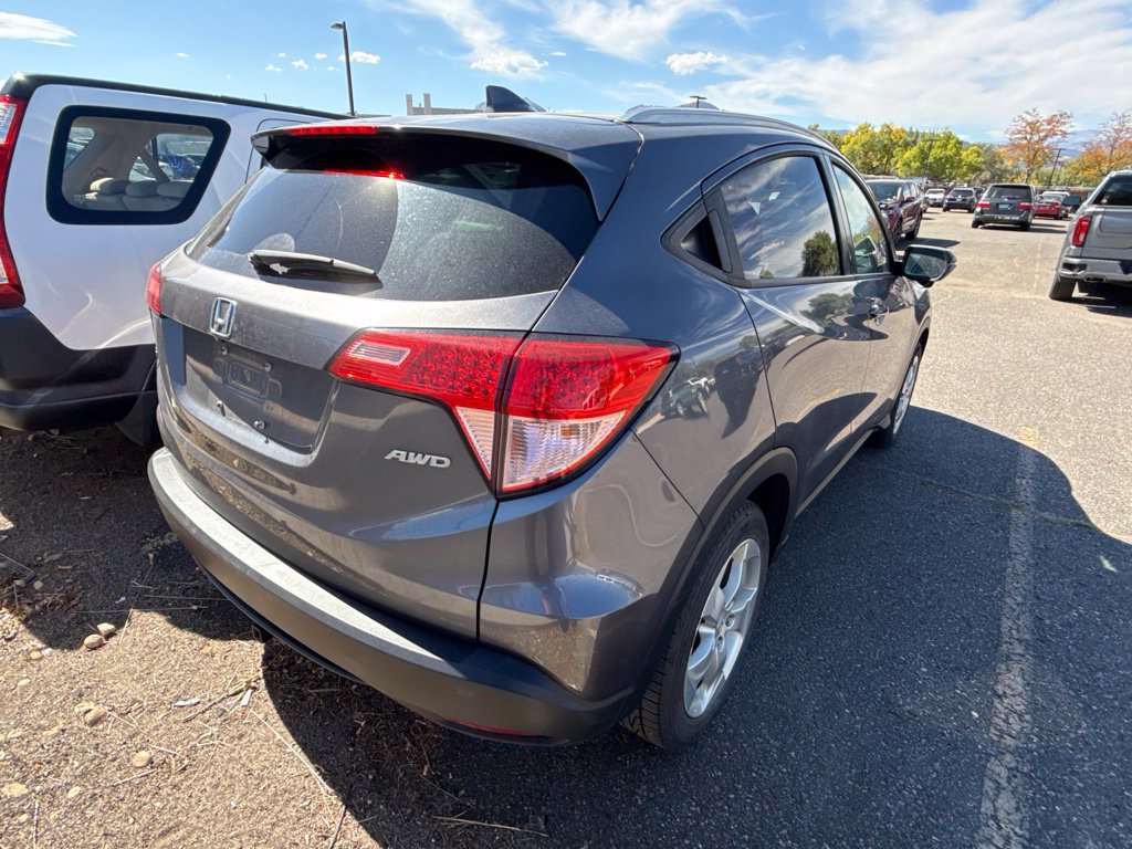 Used 2016 Honda HR-V EX-L image 2