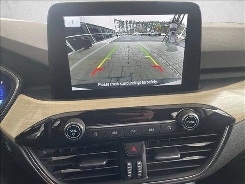 Used 2022 Ford Escape Titanium w/ Titanium Elite Package image 20