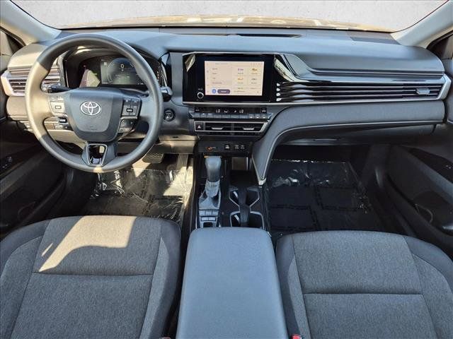 Used 2025 Toyota Camry LE FWD image 17