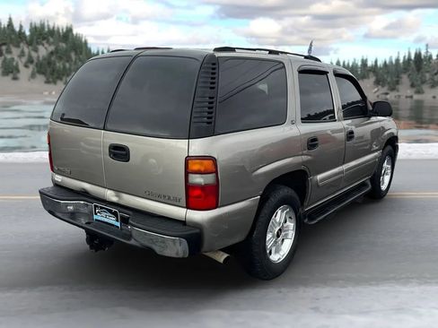 Used 2000 Chevrolet Tahoe LS w/ LS Preferred Equipment Group image 3