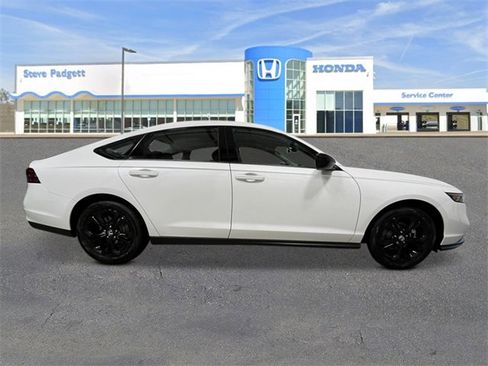 New 2025 Honda Accord SE image 7