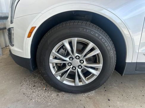 Used 2020 Cadillac XT5 Premium Luxury AWD/4WD image 19