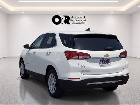 Used 2023 Chevrolet Equinox LT w/ LPO, Floor Liner Package FWD image 4