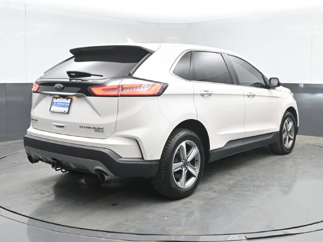 Used 2019 Ford Edge Titanium w/ Equipment Group 301A AWD/4WD image 10