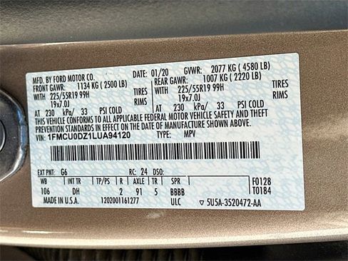 Used 2020 Ford Escape Titanium image 32