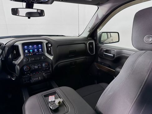 Used 2019 Chevrolet Silverado 1500 RST image 25
