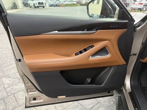 Certified 2025 INFINITI QX60 Autograph w/ Cargo Package image 10