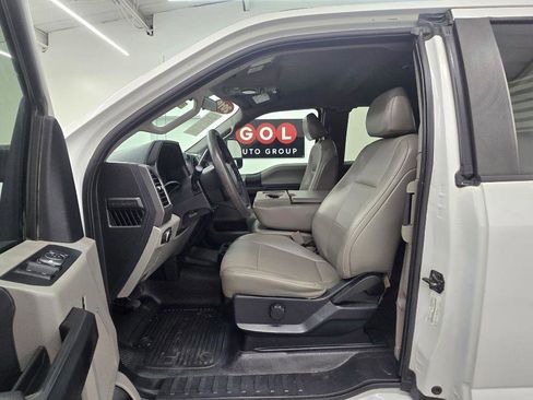 Used 2019 Ford F250 XL w/ STX Appearance Package RWD image 10