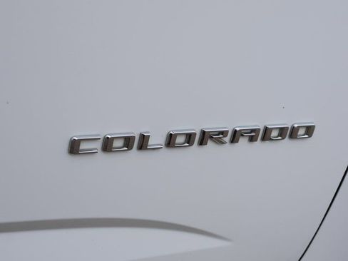 Certified 2021 Chevrolet Colorado ZR2 w/ ZR2 Dusk Special Edition image 8