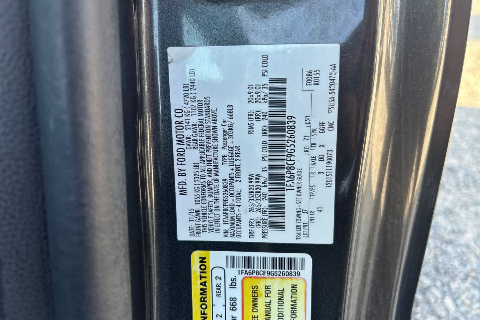 Used 2016 Ford Mustang GT Premium w/ Equipment Group 401A RWD image 28