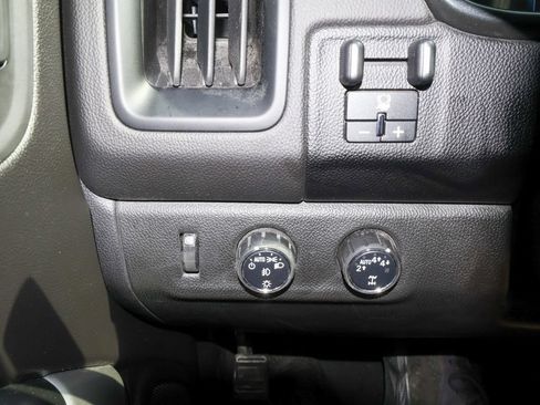 Used 2018 Chevrolet Colorado LT w/ Redline Special Edition AWD/4WD image 21