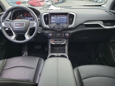 Used 2023 GMC Terrain SLT w/ Elevation Edition image 7