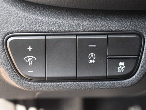 New 2026 Kia Seltos S FWD image 21