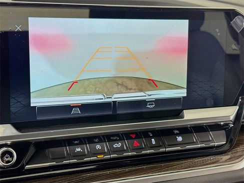 New 2026 GMC Sierra 1500 Elevation image 9