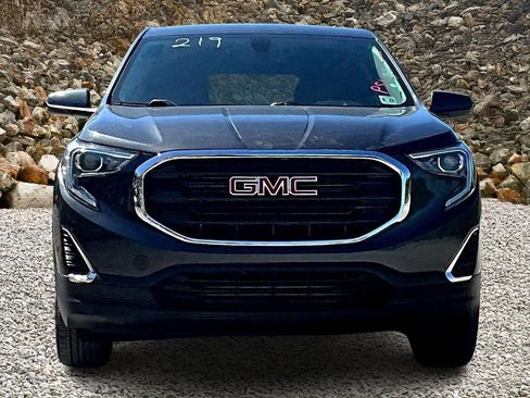 Used 2018 GMC Terrain SLE image 3