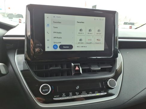 Used 2023 Toyota Corolla LE image 12