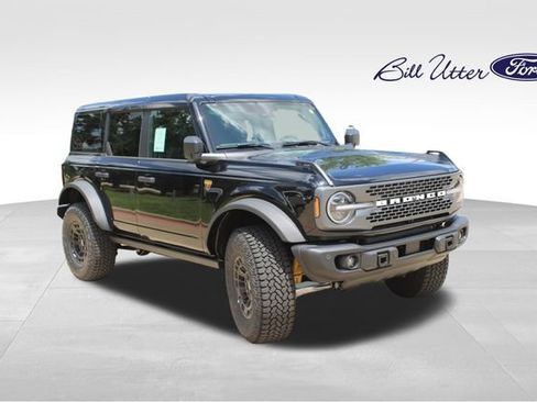 New 2026 Ford Bronco Badlands AWD/4WD image 2