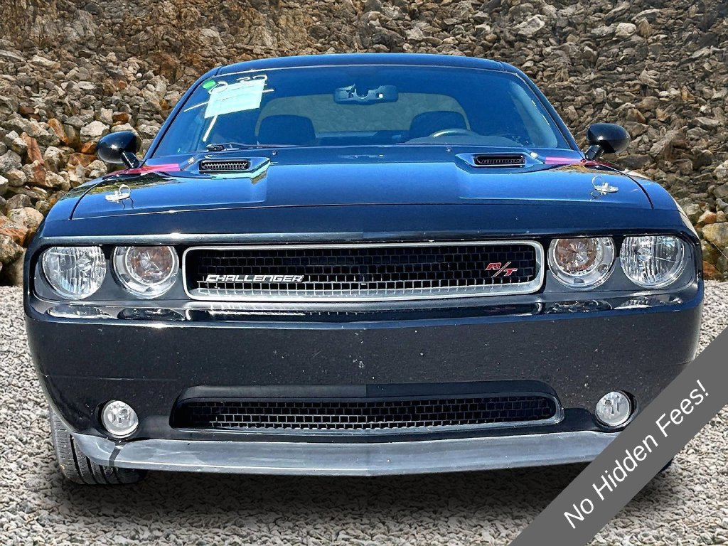 Used 2012 Dodge Challenger R/T RWD image 3