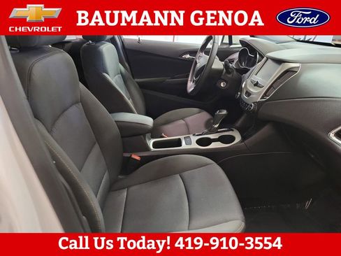 Used 2016 Chevrolet Cruze LS FWD image 12
