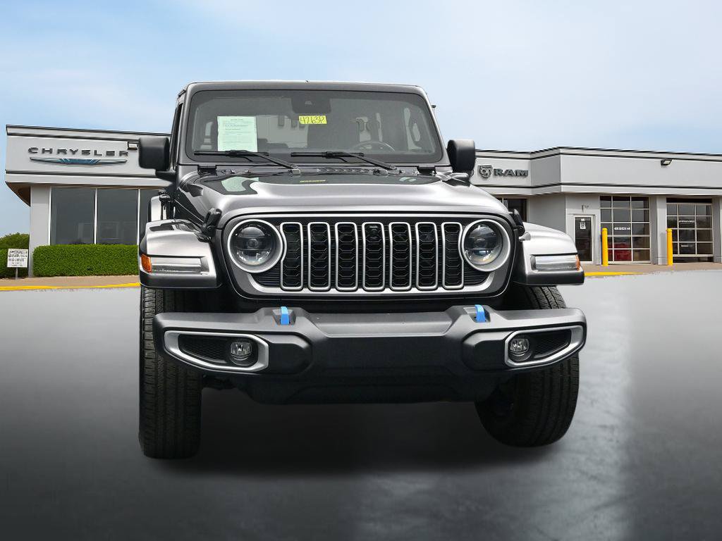 Used 2024 Jeep Wrangler Unlimited Sahara w/ Technology Group AWD/4WD image 8