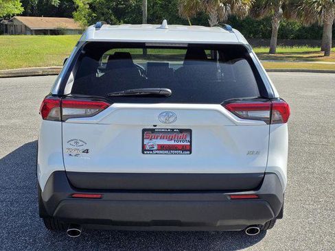 Certified 2025 Toyota RAV4 XLE w/ Convenience Package image 3