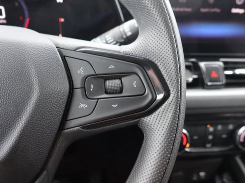 Used 2024 Chevrolet TrailBlazer LT image 8