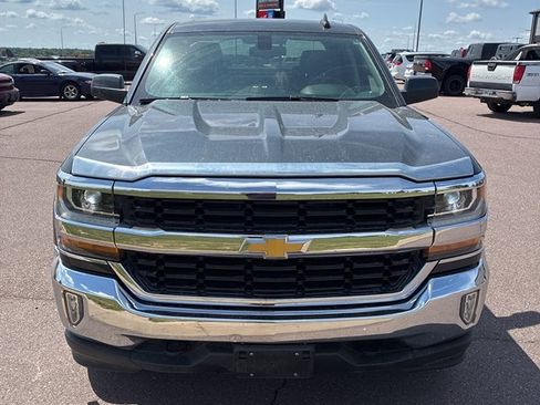 Used 2018 Chevrolet Silverado 1500 LT w/ LT Eassist Package AWD/4WD image 7