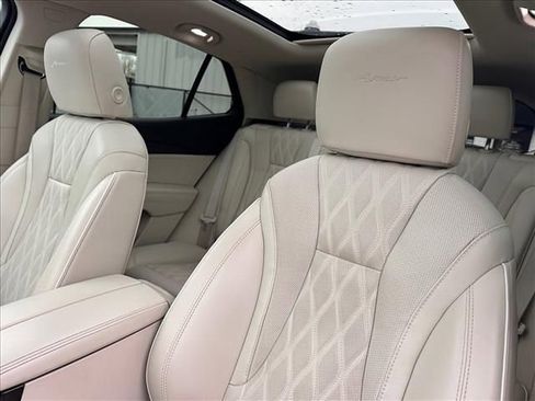 Certified 2023 Buick Envision Avenir image 24