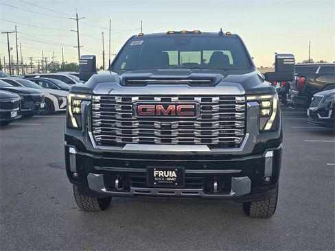 New 2026 GMC Sierra 2500 Denali w/ Denali Reserve Package image 2