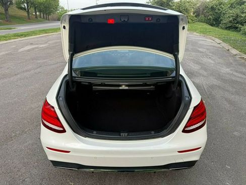 Used 2018 Mercedes-Benz E 300 4MATIC image 36