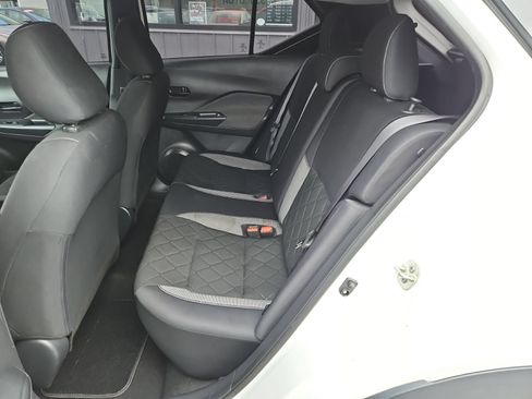 Used 2020 Nissan Kicks S FWD image 15