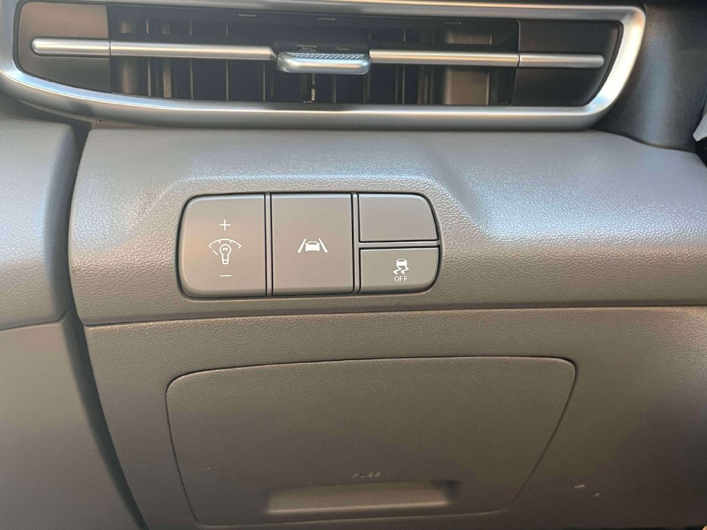 Certified 2023 Hyundai Elantra SEL w/ Convenience Package FWD image 19