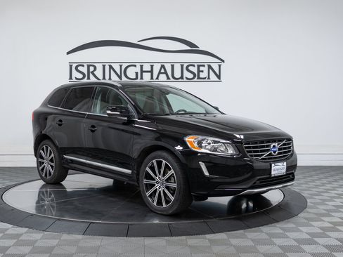 Used 2015 Volvo XC60 T6 w/ Proximity Package FWD image 3
