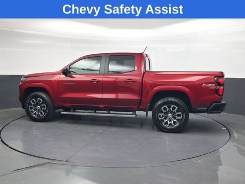 Used 2026 Chevrolet Colorado Z71 w/ Technology Package AWD/4WD image 7