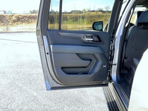 New 2026 GMC Yukon XL AT4 w/ AT4 Premium Plus Package image 22