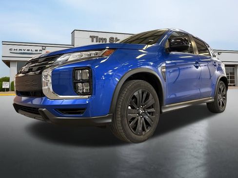 Used 2025 Mitsubishi Outlander Sport LE AWD/4WD image 10