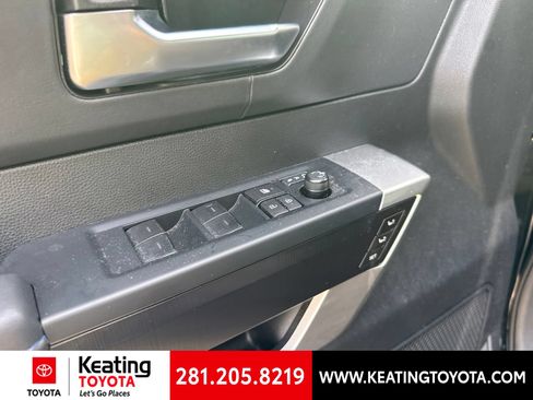 Used 2025 Toyota Tundra Platinum AWD/4WD image 13