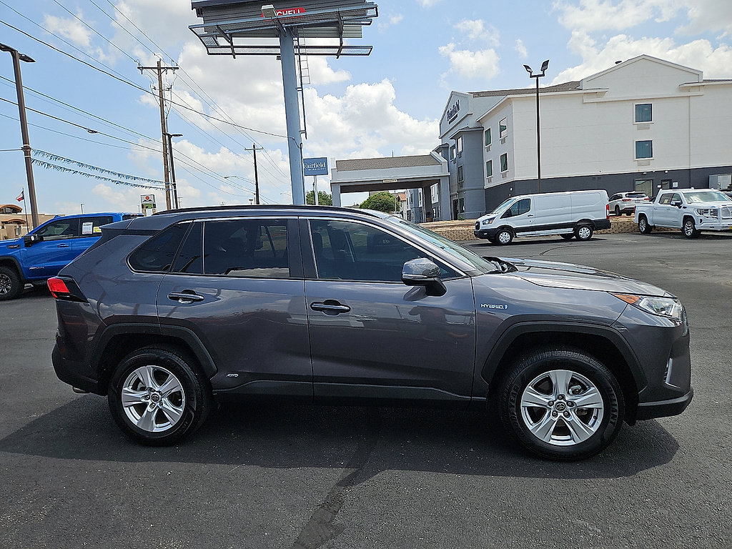 Certified 2021 Toyota RAV4 XLE w/ Convenience Package AWD/4WD image 6