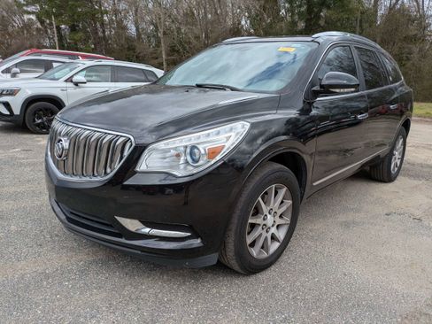 Used 2017 Buick Enclave Convenience FWD image 3