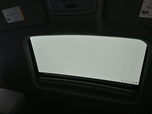 New 2026 GMC Sierra 1500 SLT w/ SLT Premium Plus Package image 15