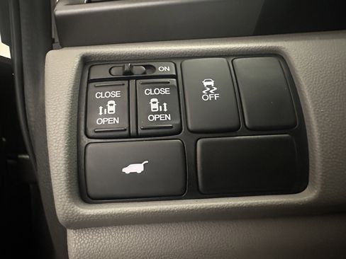 Used 2013 Honda Odyssey EX-L image 35