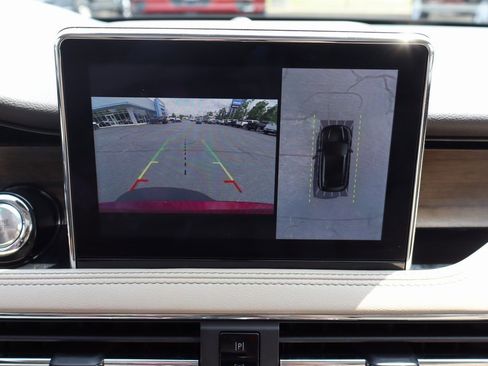 Used 2022 Lincoln Corsair Reserve w/ Equipment Group 201A image 8