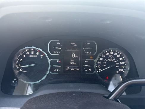 Used 2018 Toyota Tundra SR5 w/ TRD Off Road Package image 17