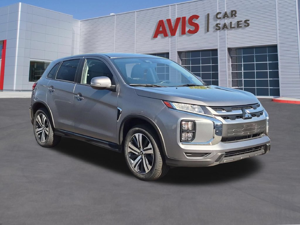 Used 2025 Mitsubishi Outlander Sport SE AWD/4WD image 3